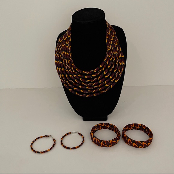 African Print Ankara Handmade Layered Necklace, Earring, and BraceletJew… - Picture 3 of 5